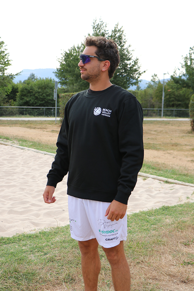Roundneck_Noir_Front